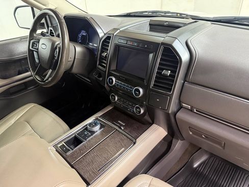 Used 2018 Ford Expedition Max Limited w/ Equipment Group 301A RWD image 59