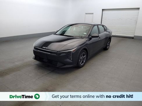 Used 2025 Kia K4 FWD image 1