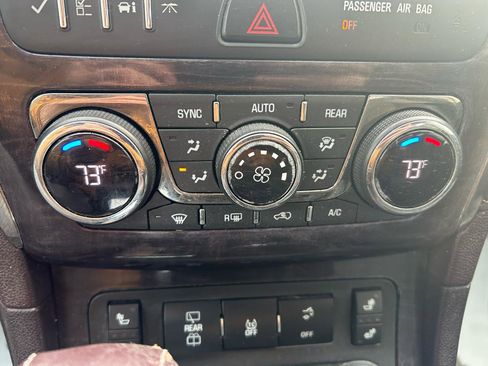 Used 2017 Buick Enclave Leather image 25