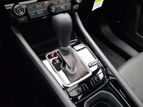 New 2026 Jeep Compass Trailhawk w/ Sun, Sound & Navigation Group image 9