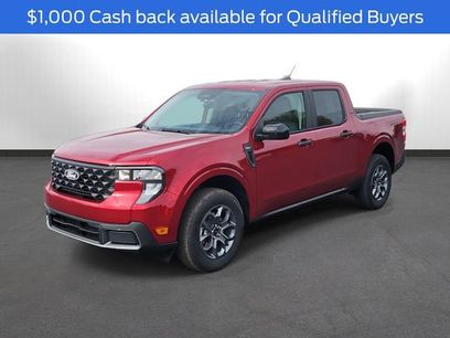 New 2025 Ford Maverick XLT w/ Equipment Group 301A