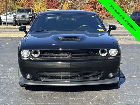 Used 2022 Dodge Challenger R/T w/ Plus Package image 31