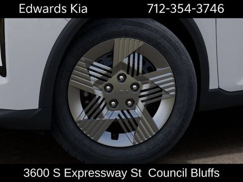 New 2026 Kia K4 FWD image 11