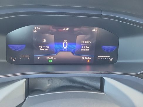 Used 2022 Volkswagen Taos SE image 22