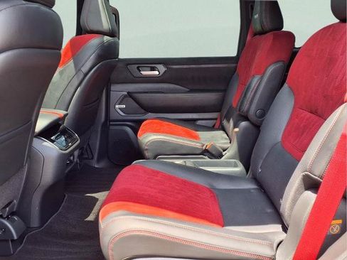 Certified 2026 Nissan Armada NISMO AWD/4WD image 10