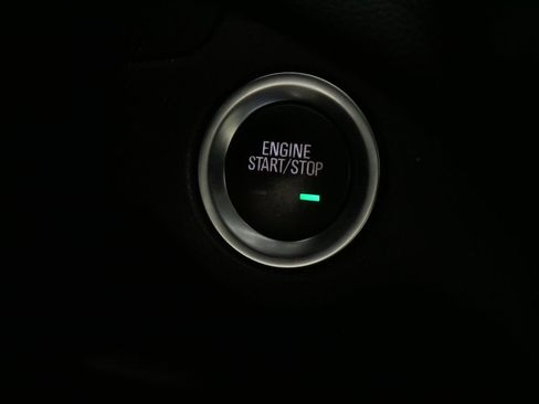 Used 2023 Chevrolet Equinox LT image 21