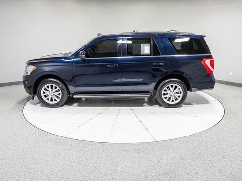 Used 2021 Ford Expedition XLT image 35