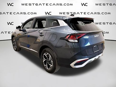 Used 2023 Kia Sportage LX image 5