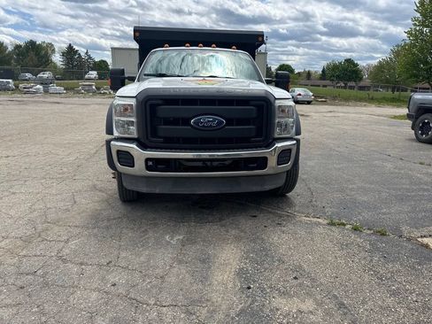 Used 2016 Ford F550 2WD Crew Cab Super Duty image 3