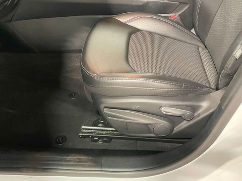 Used 2022 Jeep Compass Latitude image 20