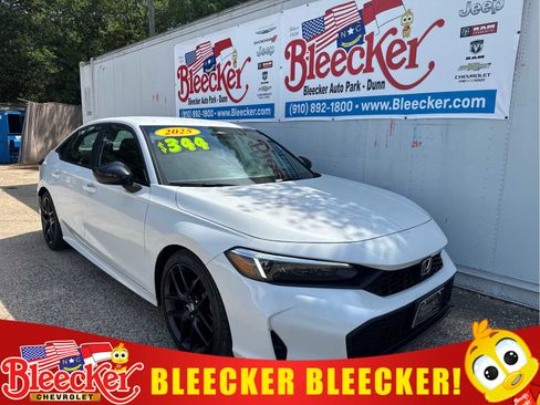 Used 2025 Honda Civic Sport image 1