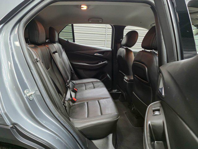 Used 2022 Buick Encore GX Essence FWD image 17