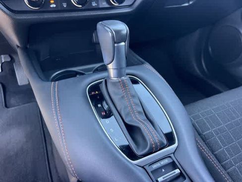 Used 2025 Honda HR-V Sport image 16