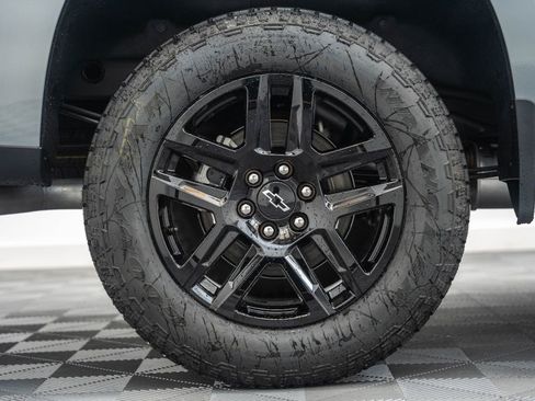 New 2026 Chevrolet Silverado 1500 Custom w/ Turbomax Blackout Package AWD/4WD image 20