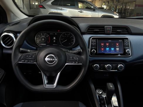 Used 2025 Nissan Versa SV FWD image 13