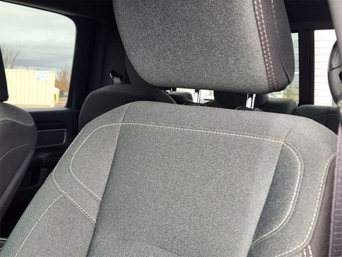 Used 2022 RAM 2500 Big Horn w/ Level C Equiment Group image 16