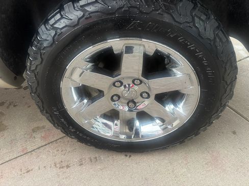 Used 2010 Dodge Ram 1500 Truck Laramie AWD/4WD image 29