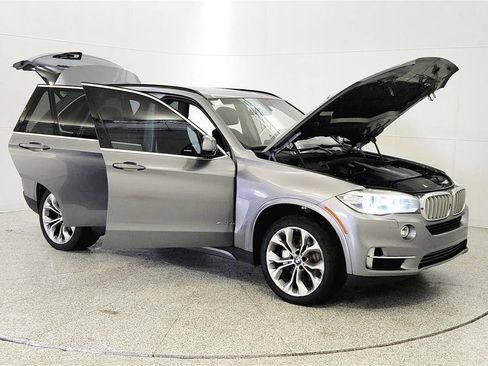 Used 2016 BMW X5 xDrive50i AWD/4WD image 9
