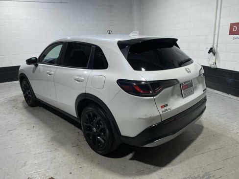 Used 2025 Honda HR-V Sport image 4