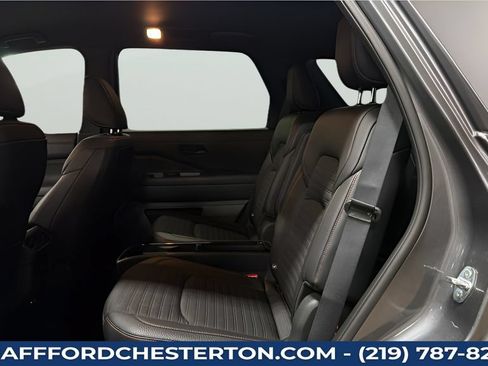 Used 2024 Nissan Pathfinder Rock Creek AWD/4WD image 25
