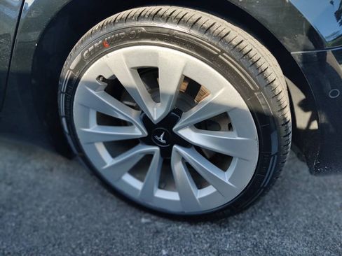 Used 2021 Tesla Model 3 Standard Range Plus RWD image 21