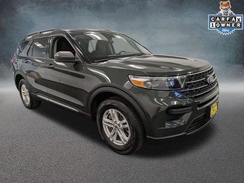 Certified 2023 Ford Explorer XLT w/ Class IV Trailer Tow Package image 3