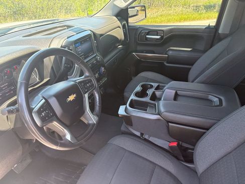 Used 2021 Chevrolet Silverado 1500 LT AWD/4WD image 5