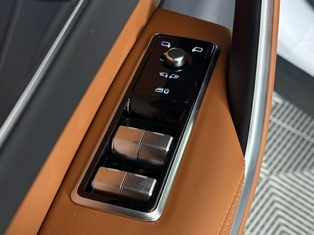 New 2026 Jaguar F-PACE R-Dynamic S AWD/4WD image 26