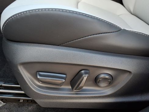 New 2026 Subaru Solterra Premium image 25