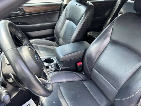 Used 2018 Subaru Outback 2.5i Limited AWD/4WD image 12