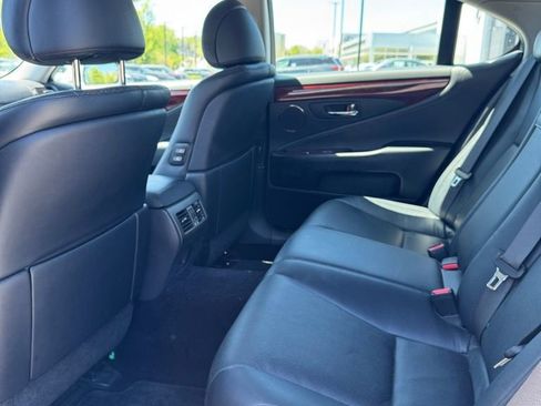 Used 2008 Lexus LS 460 image 11