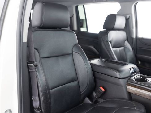 Used 2015 Chevrolet Suburban LT AWD/4WD image 30