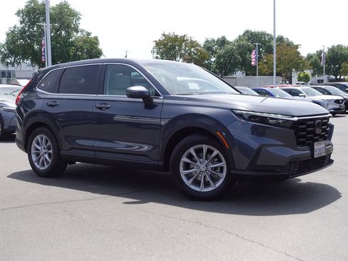 Used 2023 Honda CR-V EX-L image 5