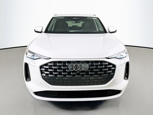 Used 2025 Audi Q5 Prestige AWD/4WD image 2