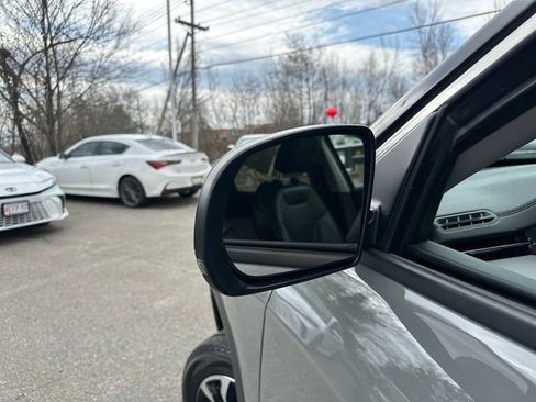 Used 2022 Jeep Compass Limited image 15