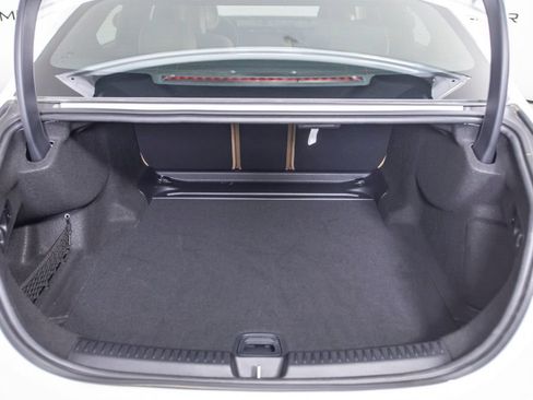 Used 2024 Mercedes-Benz E 350 4MATIC Sedan image 8
