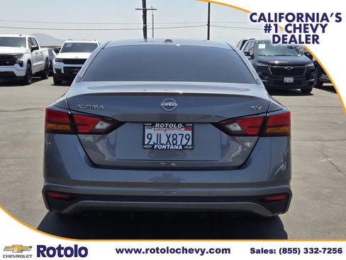 Used 2024 Nissan Altima 2.5 SV FWD image 6