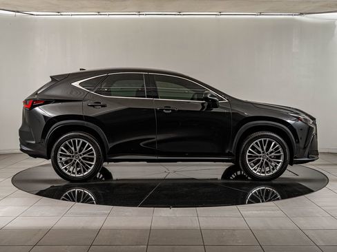 Certified 2025 Lexus NX 350h AWD w/ Accessory Package (2T) image 4
