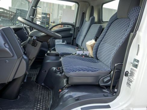 New 2025 Chevrolet Low Cab Forward 5500XG image 9