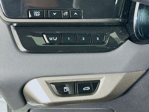 Used 2023 Lexus RX 350 Premium w/ Cold Area Package AWD/4WD image 16