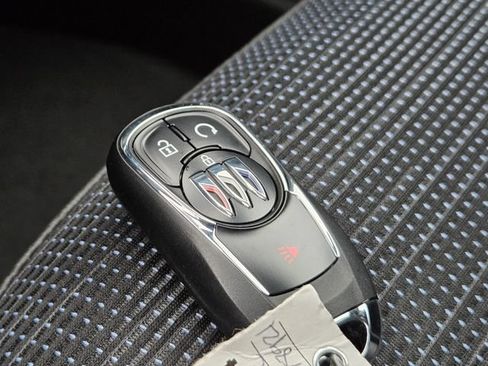 New 2026 Buick Envista Sport Touring w/ Convenience I Package FWD image 31