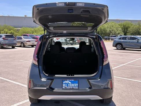 Used 2024 Kia Soul LX w/ Option Group 015 FWD image 35