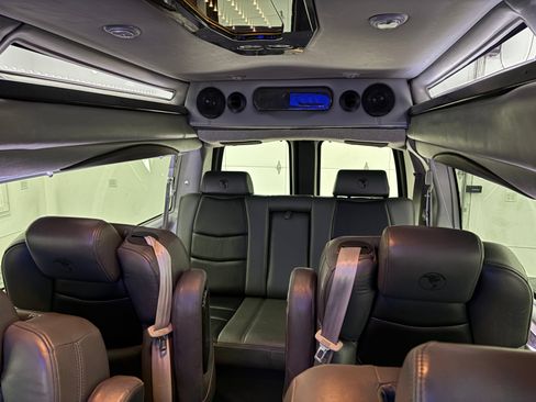 Used 2020 GMC Savana 2500 Extended w/ Enhanced Convenience Package RWD image 51