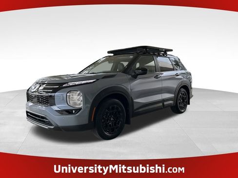 New 2026 Mitsubishi Outlander Trail Edition image 1