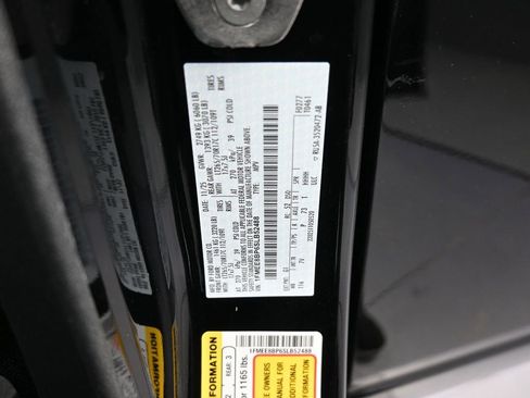 New 2025 Ford Bronco Outer Banks image 3