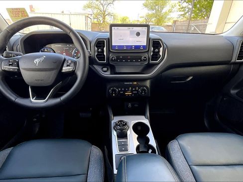 Used 2024 Ford Bronco Sport Outer Banks w/ Tech Package image 15