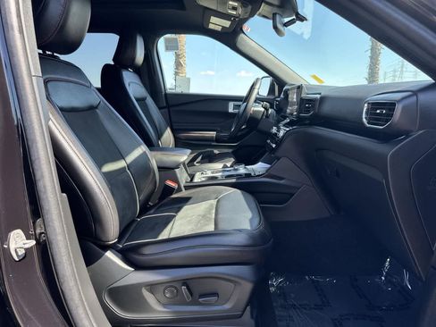 Used 2024 Ford Explorer ST-Line w/ Class IV Trailer Tow Package image 40