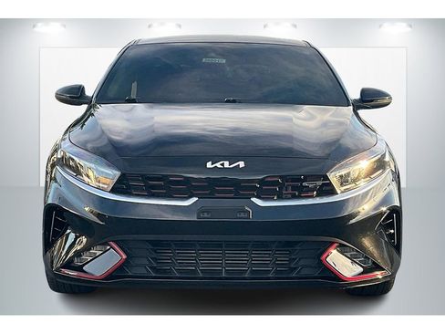 Used 2024 Kia Forte LXS w/ LXS Technology Package image 3