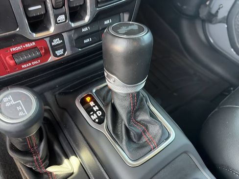 Used 2021 Jeep Wrangler Unlimited Rubicon AWD/4WD image 25