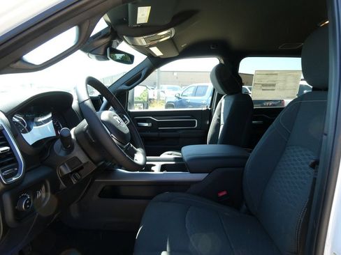 New 2026 RAM 3500 Big Horn AWD/4WD image 11